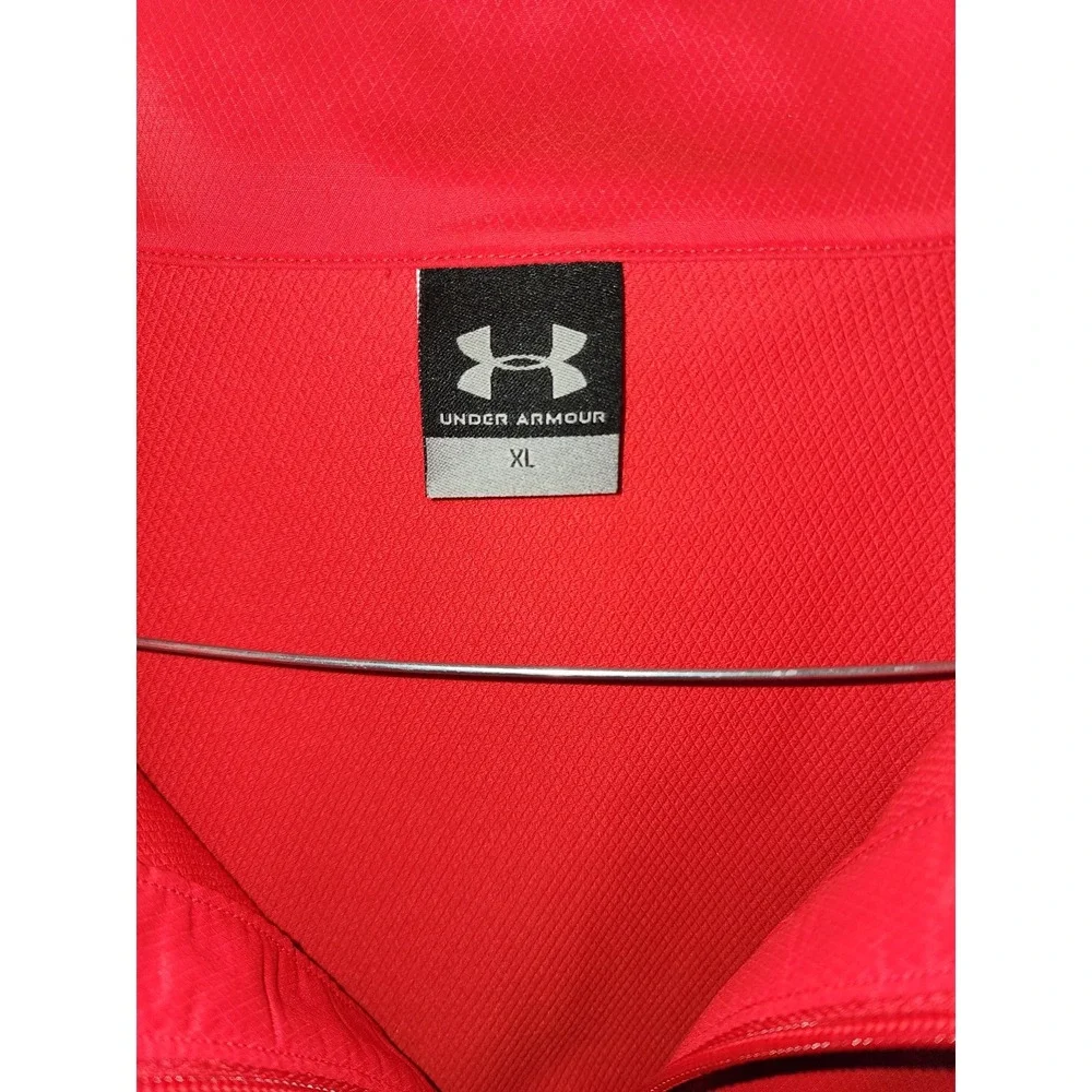 Lot Of 2 Men's Under Armour Wind Breaker 1/4zip  Jackets, Size XL Red And Blue